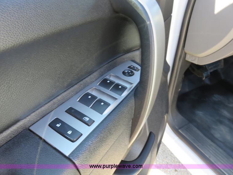 image for item I5896 2012 Chevrolet Silverado 1500 LS Crew Cab pickup truck