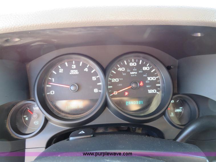 image for item I5896 2012 Chevrolet Silverado 1500 LS Crew Cab pickup truck