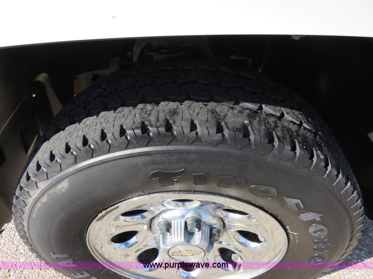 image for item I5896 2012 Chevrolet Silverado 1500 LS Crew Cab pickup truck