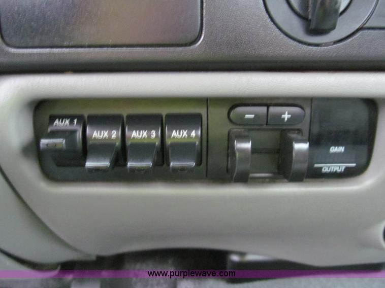 image for item I8723 2006 Ford F550 service truck