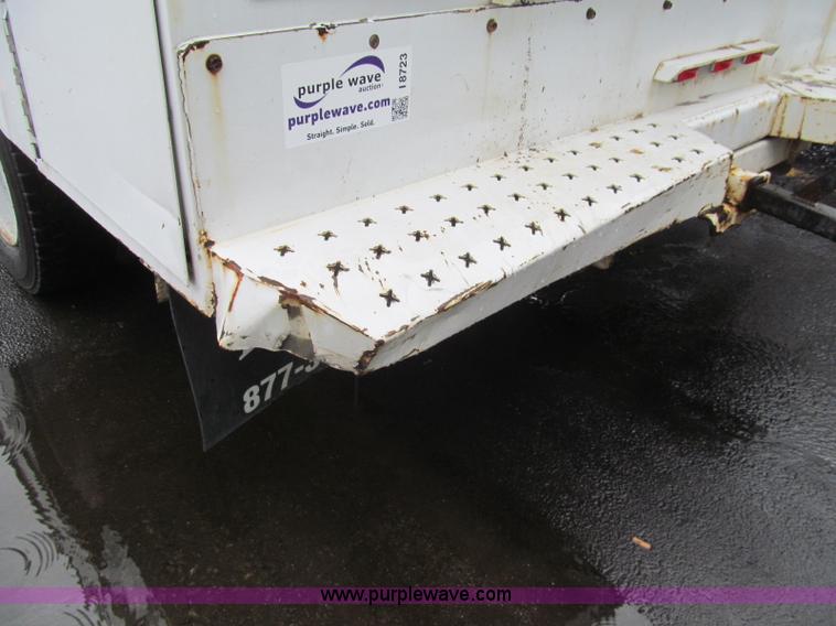 image for item I8723 2006 Ford F550 service truck