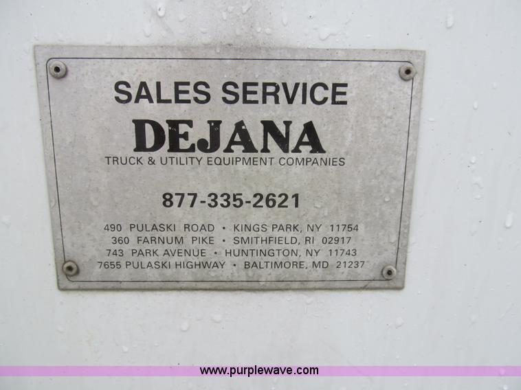 image for item I8723 2006 Ford F550 service truck