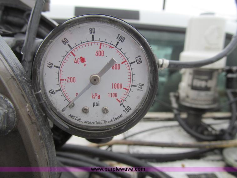 image for item I8723 2006 Ford F550 service truck