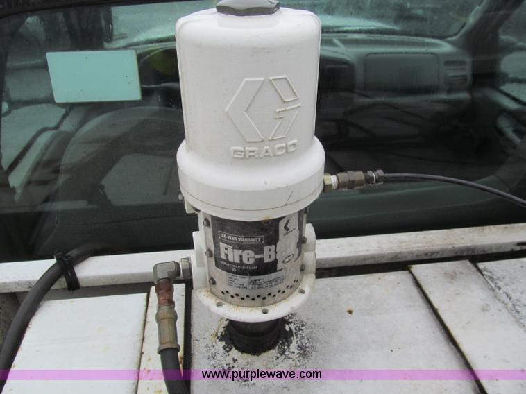 image for item I8723 2006 Ford F550 service truck