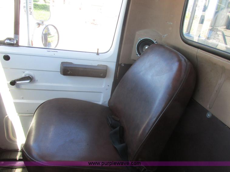 image for item I8908 1983 International 1954 rollback truck