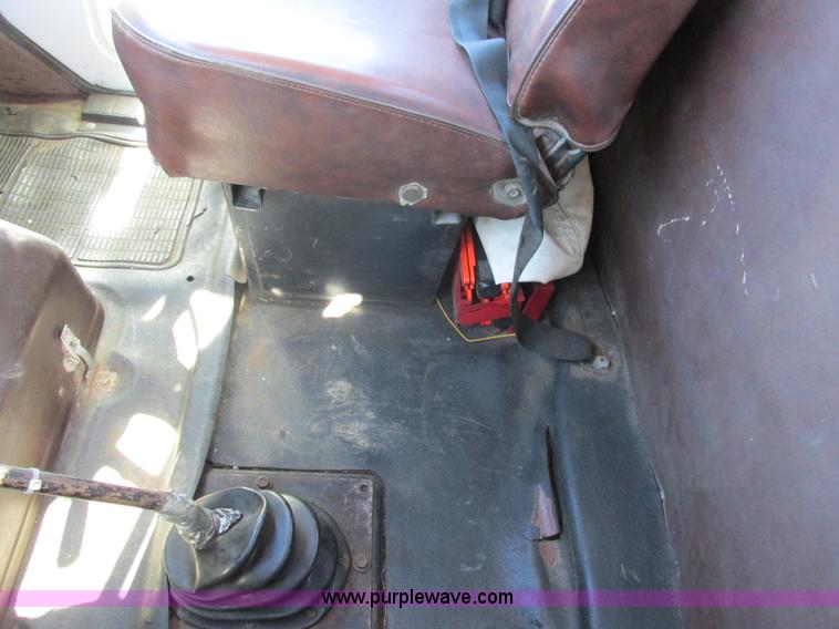 image for item I8908 1983 International 1954 rollback truck