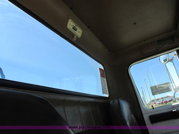 image for item I8908 1983 International 1954 rollback truck