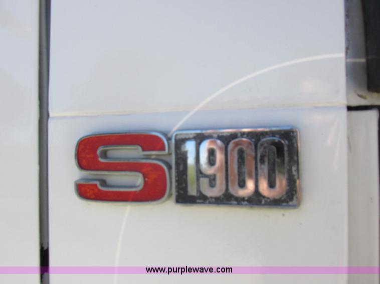 image for item I8908 1983 International 1954 rollback truck