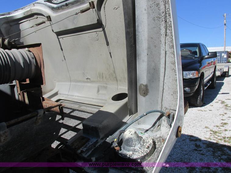 image for item I8908 1983 International 1954 rollback truck