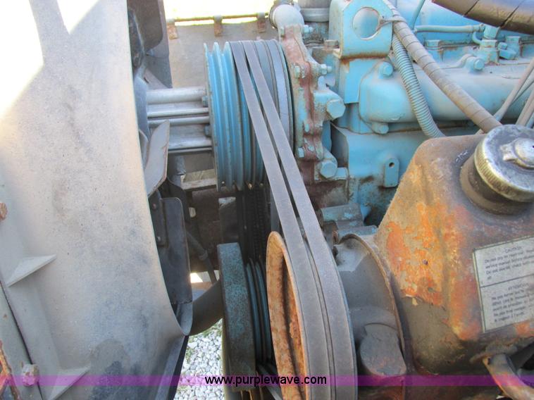 image for item I8908 1983 International 1954 rollback truck