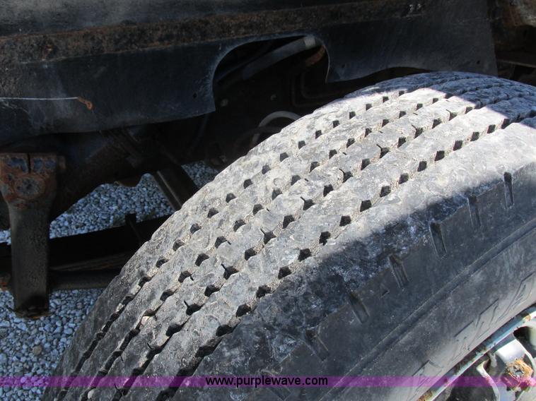 image for item I8908 1983 International 1954 rollback truck