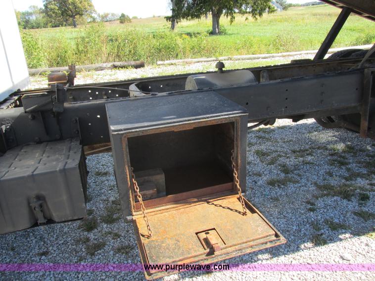 image for item I8908 1983 International 1954 rollback truck