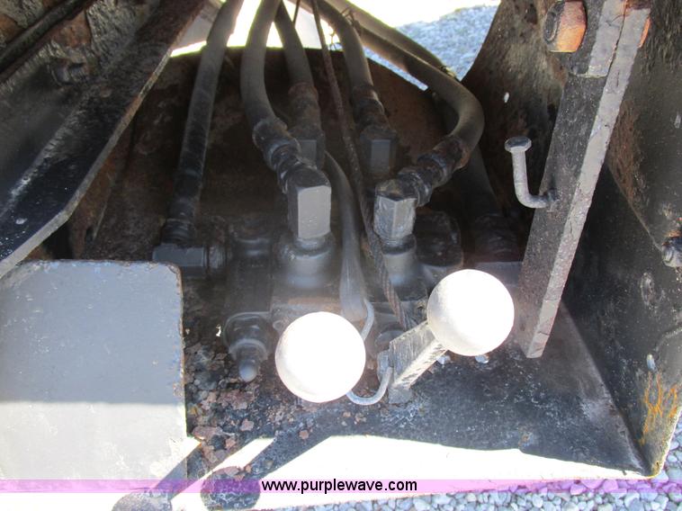 image for item I8908 1983 International 1954 rollback truck