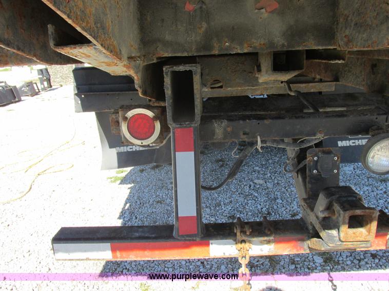 image for item I8908 1983 International 1954 rollback truck