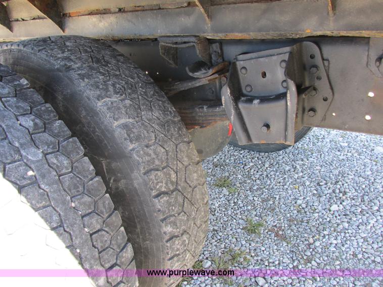 image for item I8908 1983 International 1954 rollback truck