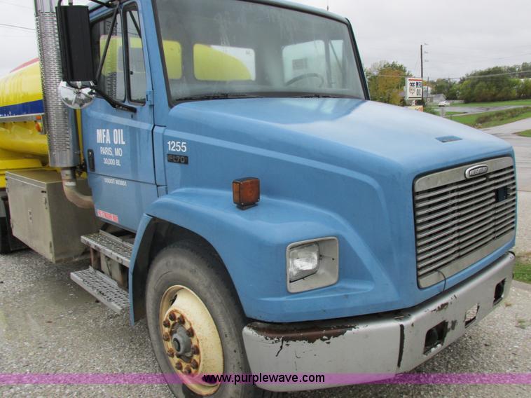 image for item I8910 1999 Freightliner FL70 fuel truck