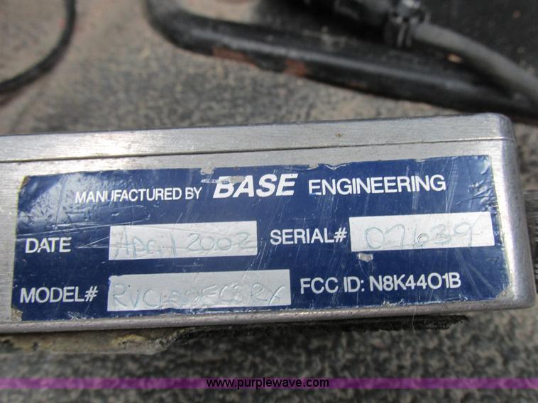 image for item I8911 2002 International 4300 propane truck