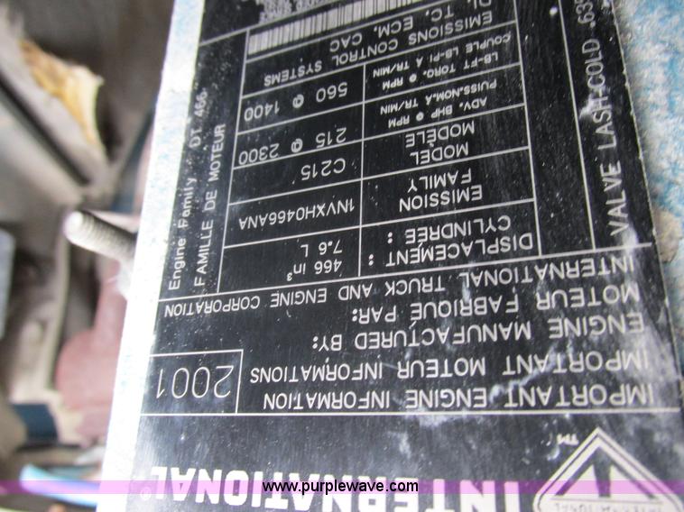 image for item I8911 2002 International 4300 propane truck