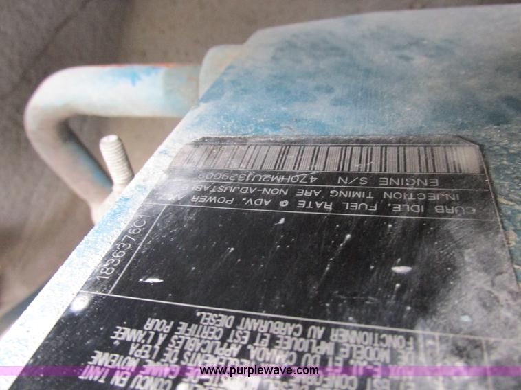 image for item I8911 2002 International 4300 propane truck