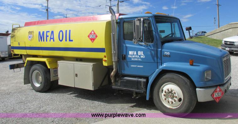 image for item I8912 1997 Freightliner FL70 fuel truck