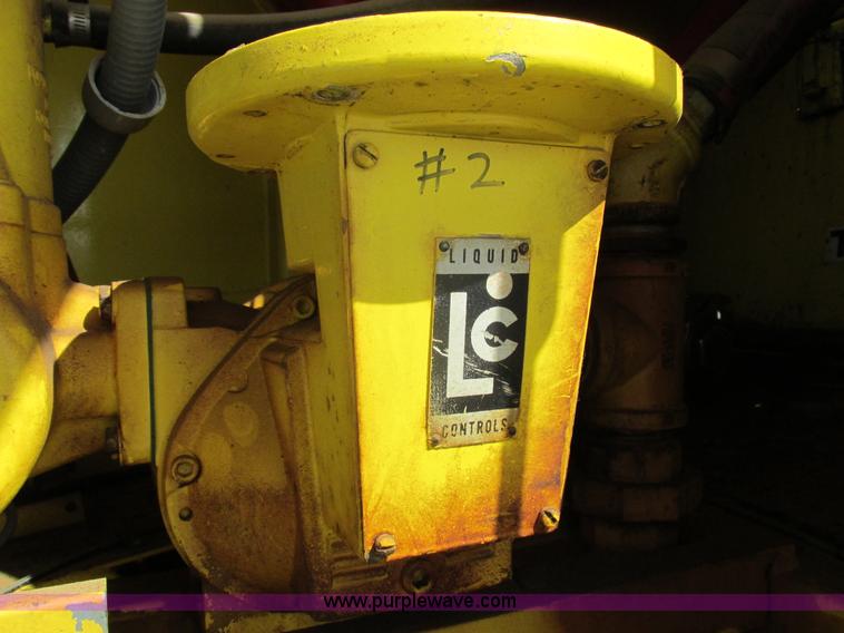 image for item I8912 1997 Freightliner FL70 fuel truck