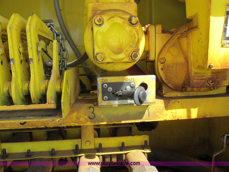 image for item I8912 1997 Freightliner FL70 fuel truck