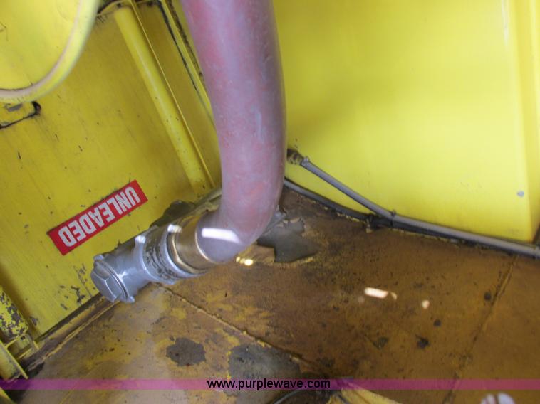 image for item I8912 1997 Freightliner FL70 fuel truck