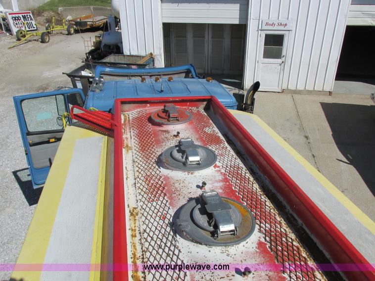 image for item I8912 1997 Freightliner FL70 fuel truck