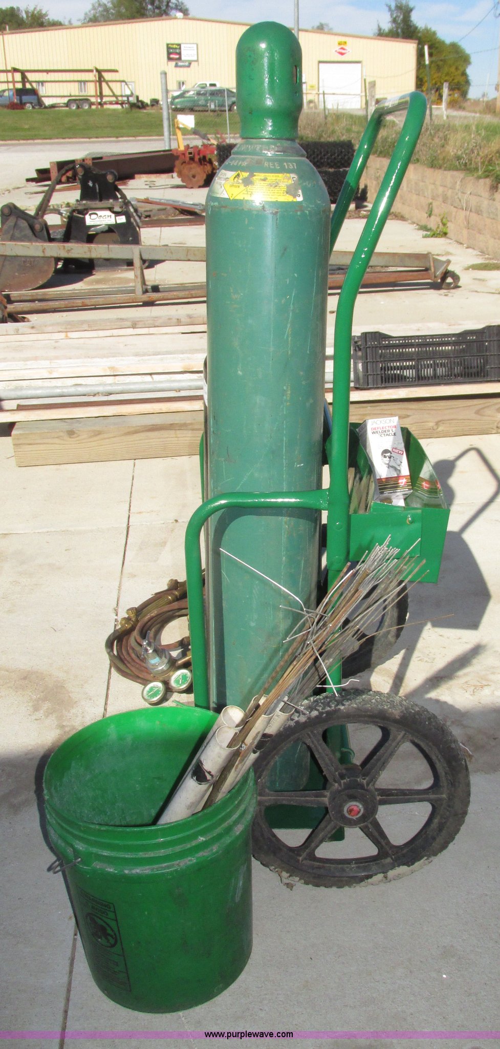 Linde oxygen/acetylene cutting torch in Falls City, NE | Item AV9244 ...