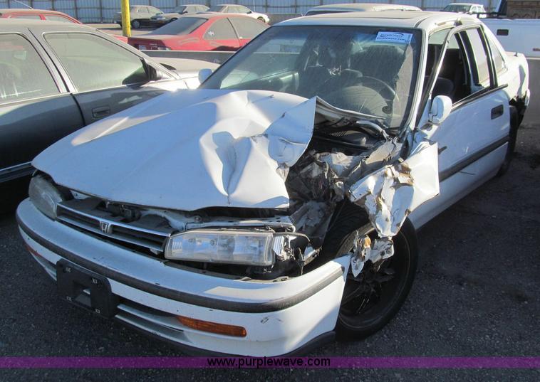 image for item H9449 1992 Honda Accord EX