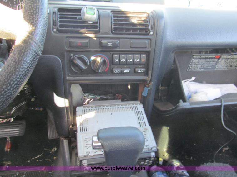 image for item H9449 1992 Honda Accord EX