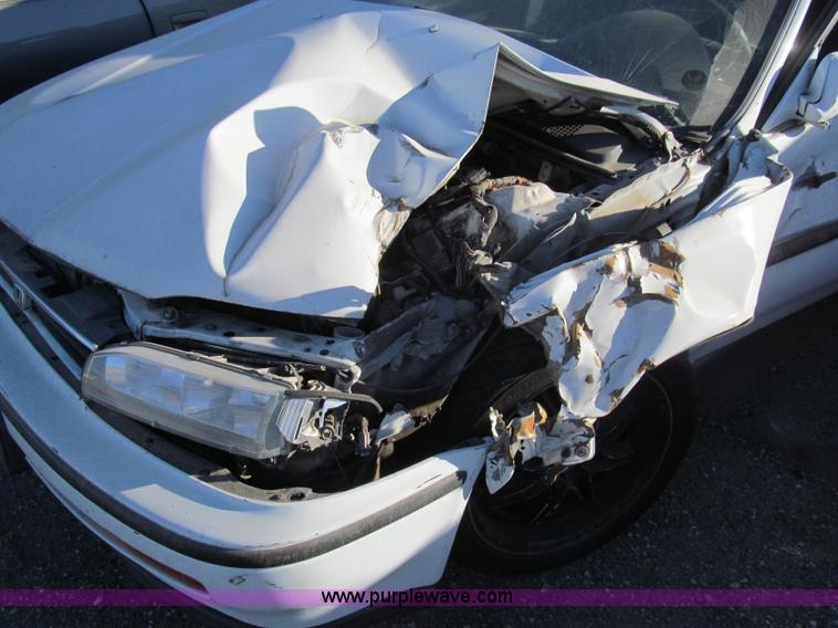 image for item H9449 1992 Honda Accord EX