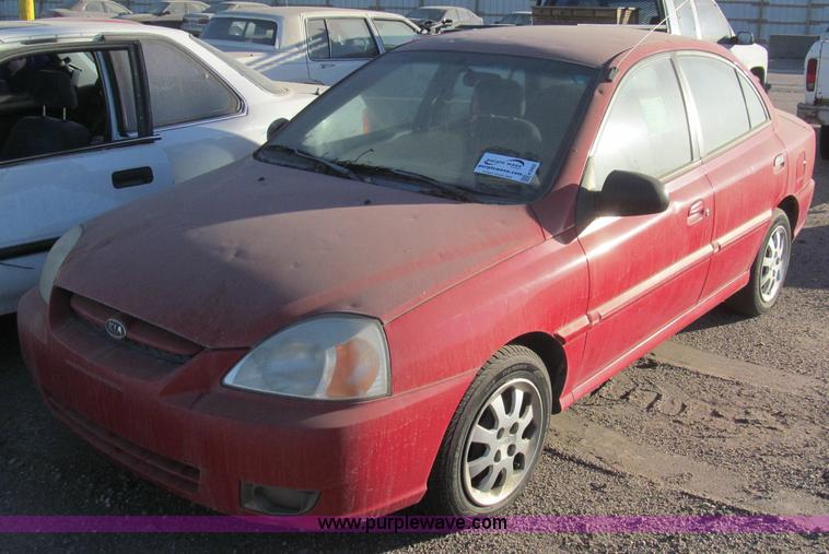 image for item H9450 2003 Kia Rio