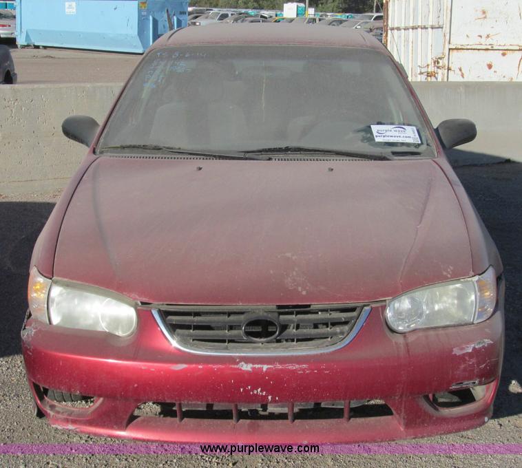 image for item H9451 2002 Toyota Corolla CE