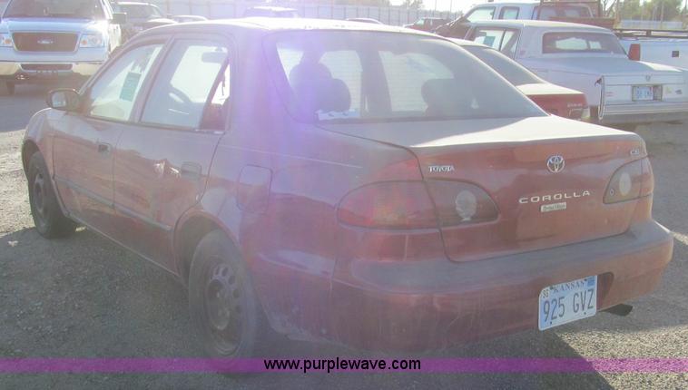 image for item H9451 2002 Toyota Corolla CE