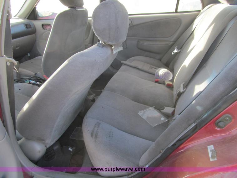 image for item H9451 2002 Toyota Corolla CE