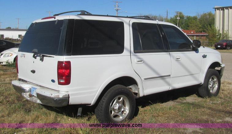 image for item H9452 1997 Ford Expedition Eddie Bauer SUV