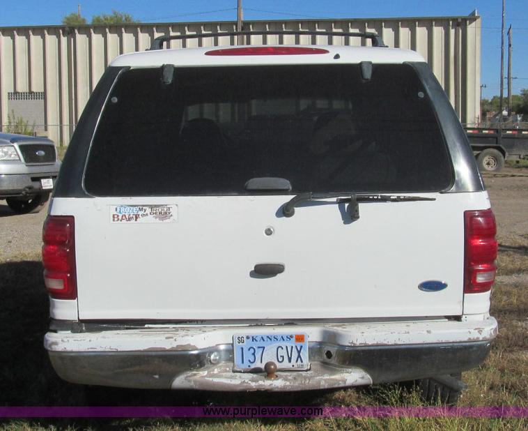 image for item H9452 1997 Ford Expedition Eddie Bauer SUV