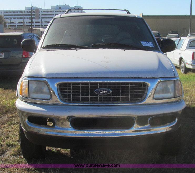 image for item H9452 1997 Ford Expedition Eddie Bauer SUV