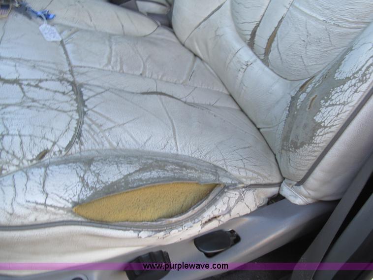 image for item H9452 1997 Ford Expedition Eddie Bauer SUV