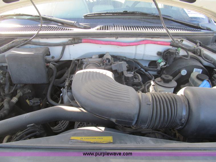 image for item H9452 1997 Ford Expedition Eddie Bauer SUV