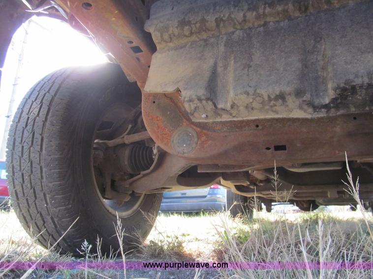 image for item H9452 1997 Ford Expedition Eddie Bauer SUV