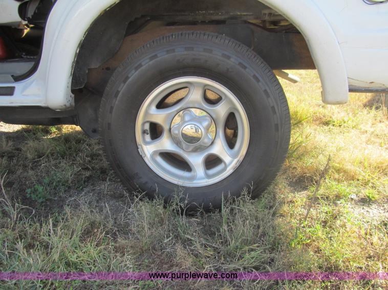 image for item H9452 1997 Ford Expedition Eddie Bauer SUV