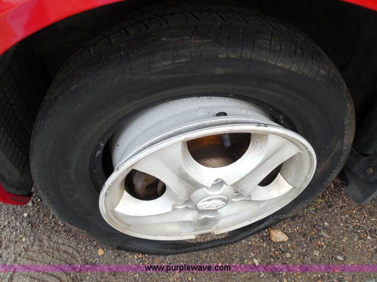 image for item I3471 2004 Hyundai Elantra GT