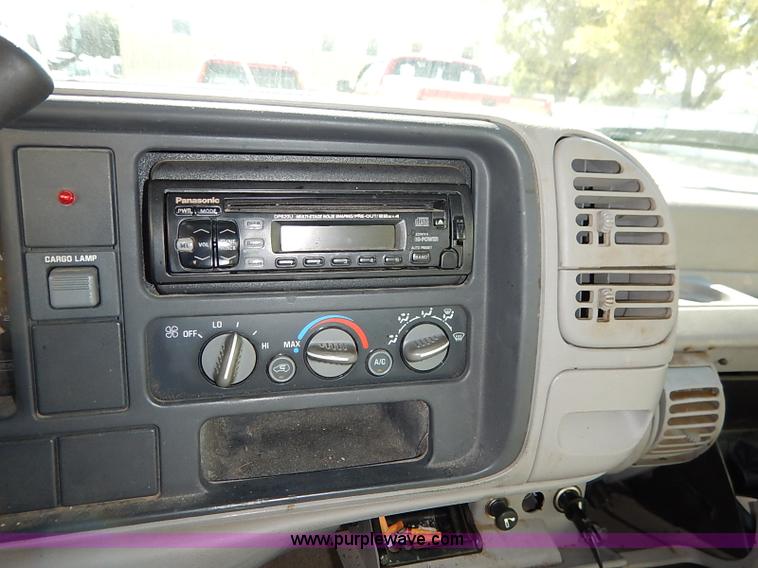 image for item I5358 1995 Chevrolet Silverado 1500 Ext. Cab pickup truck