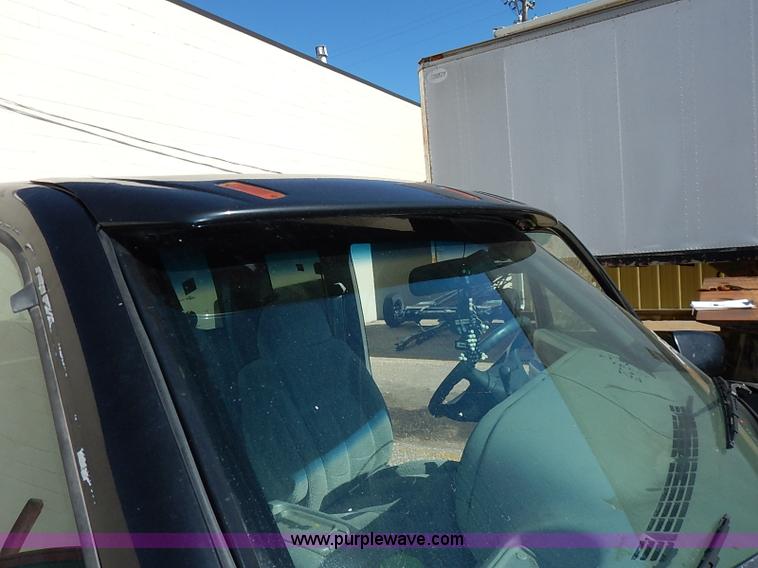 image for item I5358 1995 Chevrolet Silverado 1500 Ext. Cab pickup truck