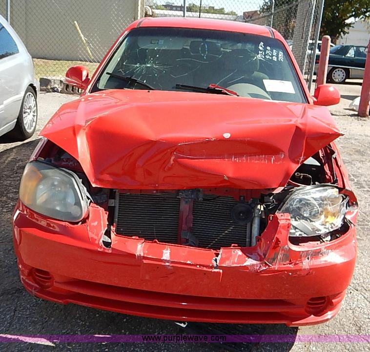 image for item I5359 2004 Hyundai Accent