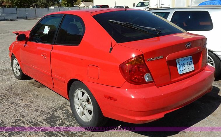 image for item I5359 2004 Hyundai Accent