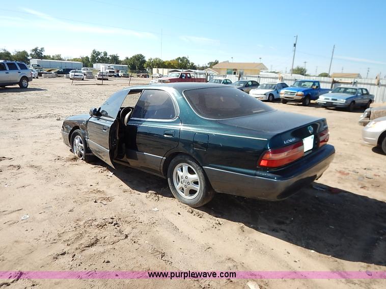 image for item I5363 1995 Lexus ES300