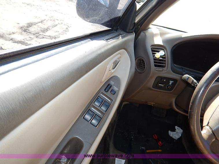 image for item I5363 1995 Lexus ES300